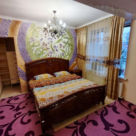 צ'יסינאו Gold Rose Apartament מראה חיצוני תמונה